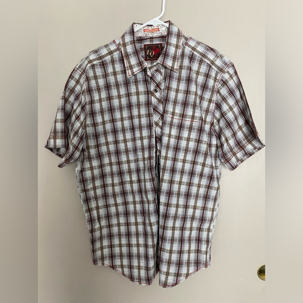 EQ rooster button up shirt. size large
